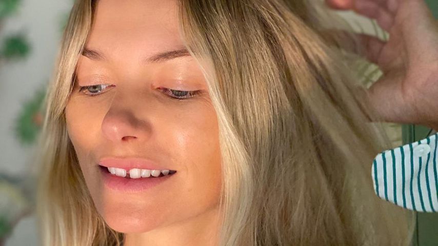 Jessica Hart, Model