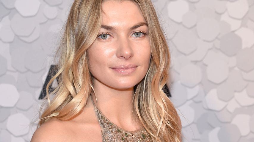 Jessica Hart, Model