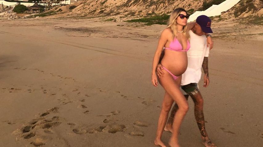 Schwangerschafts-Endspurt: Jessica Harts Bauch ist riesig