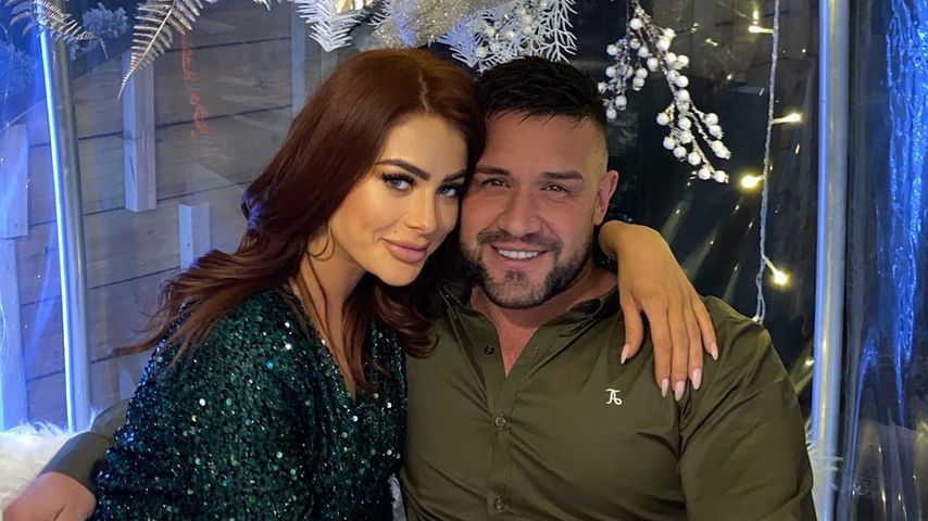 UK-"Love Island"-Siegerin Jessica Hayes will drei Hochzeiten