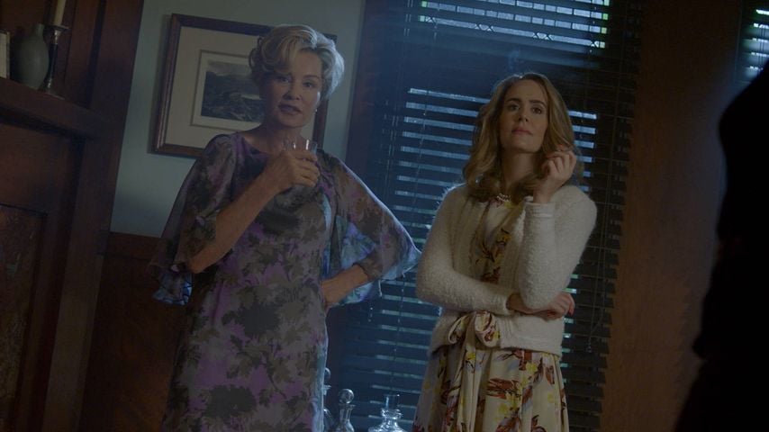 Jessica Lange und Sarah Paulson in "American Horror Story: Apocalypse"