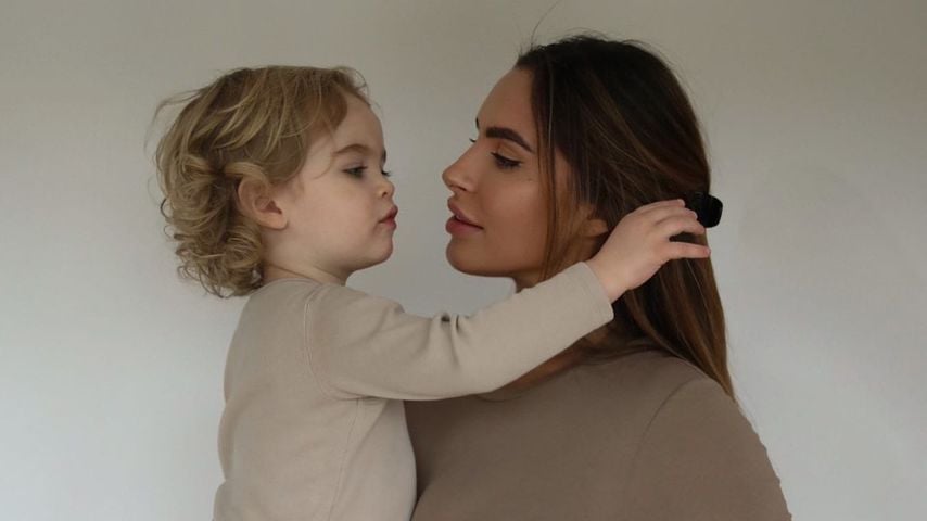 Jessica Lever mit ihrem Sohn