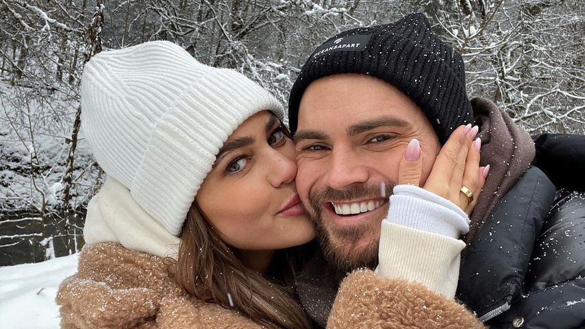 Vor Hochzeit: Jessica Paszka und Johannes turteln im Schnee