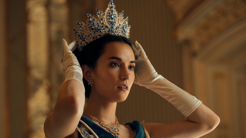 Jessie Mei Li in "Shadow and Bone"