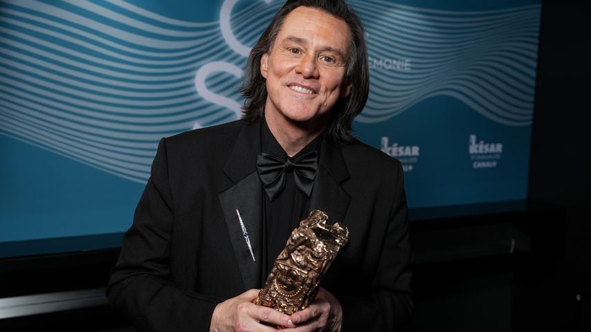 Jim Carrey zeigt erstmals Freundin Minzi bei großer Gala