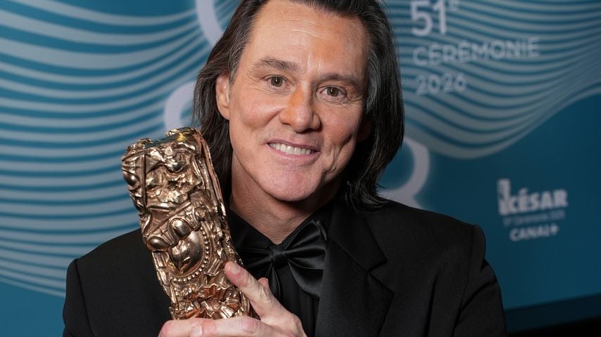 Jim Carrey mit dem Ehren-César bei den 51. César-Filmpreisen in Paris am 26. Februar 2026