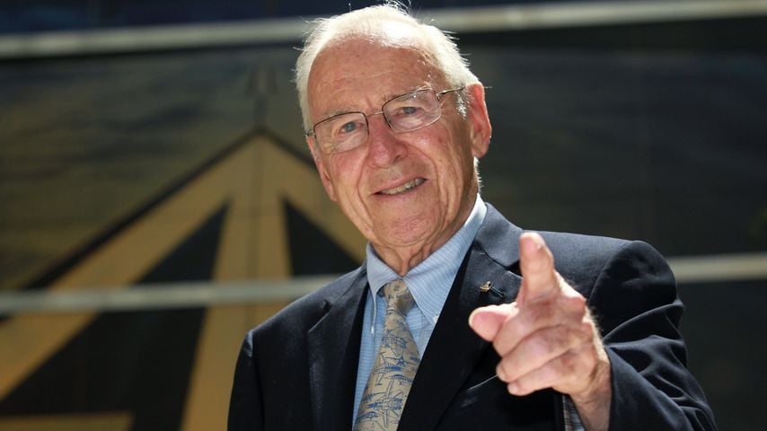 Jim Lovell, Astronaut