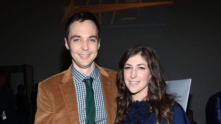 Jim Parsons und Mayim Bialik, Januar 2013