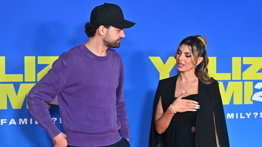 Jimi Blue Ochsenknecht und Yeliz Koc beim Fotocall zum Start von Staffel 2 von "Yeliz & Jimi – We are Family?" in Unterföhring