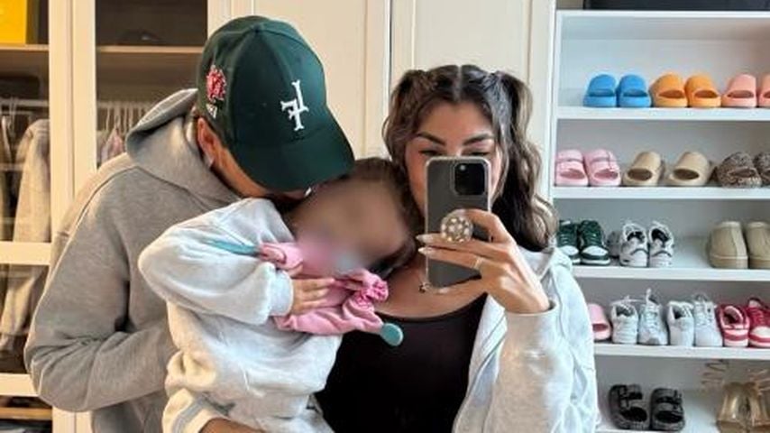 Yeliz Koc teilt Familienbild mit Jimi Blue und Tochter Snow