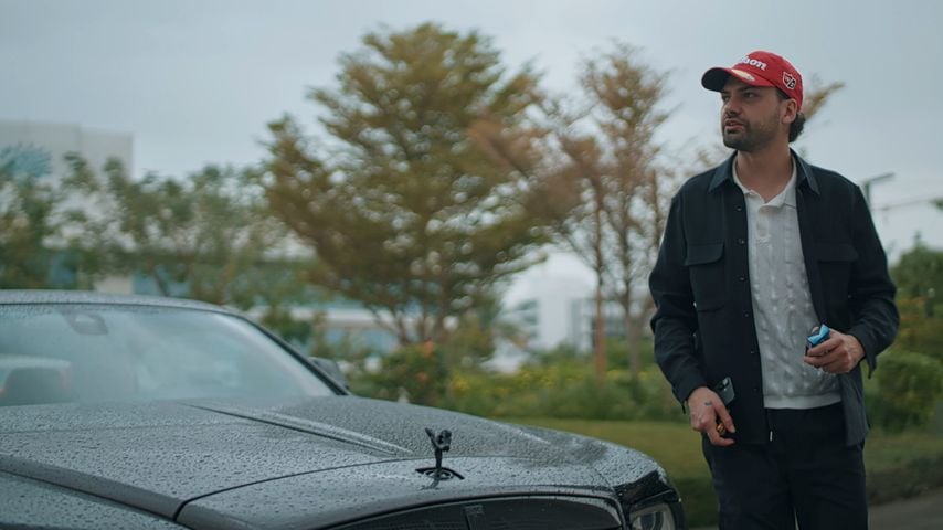 Jimi mit Rolls-Royce in "Diese Ochsenknechts", Staffel 5