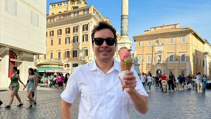 Jimmy Fallon, Moderator