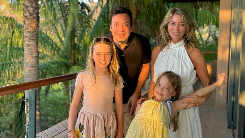 Jimmy Fallon mit seiner Frau Nancy Juvonen und seinen Töchtern Winnie Rose and Frances Cole