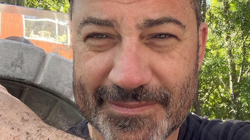 Auweia! Jimmy Kimmel verbrennt sich Augenbrauen beim Kochen