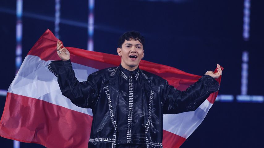 JJ, ESC-Star