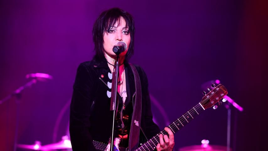 Joan Jett tritt bei der 6th Jam For Janie Grammy Awards Viewing Party im Hollywood Palladium auf