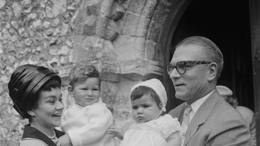 Joan Plowright mit ihren Kindern und Laurence Oliver