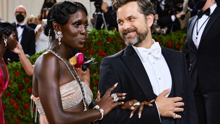 Jodie Turner-Smith und Joshua Jackson bei der Met Gala 2022