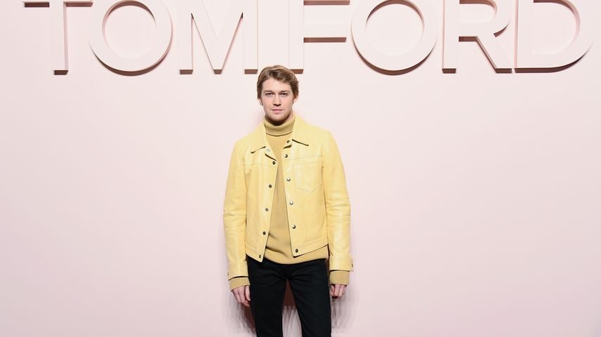 Joe Alwyn bei der Fashion-Show von Designer Tom Ford