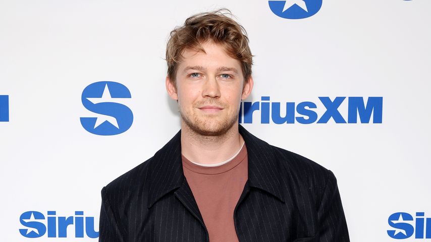 Joe Alwyn, Schauspieler