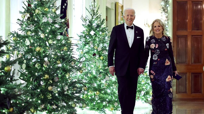 Zögerlich: So oft hat Joe Biden um Jills Hand angehalten!