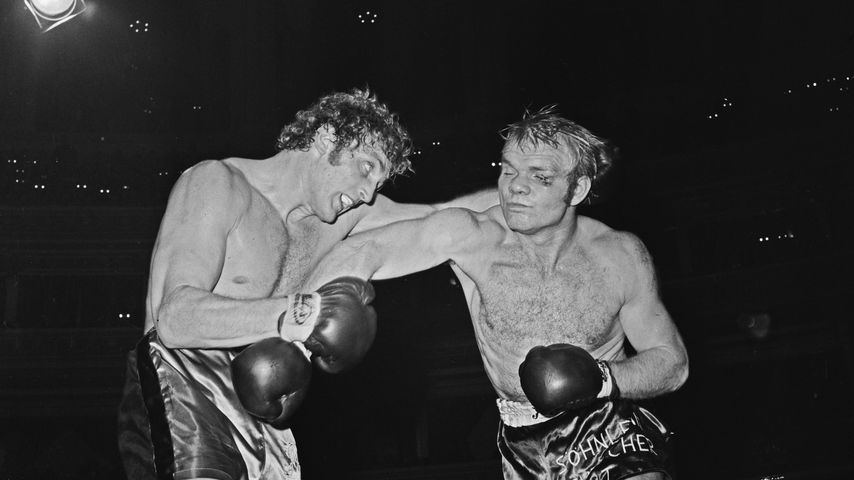 Joe Bugner und Jürgen Blin bei einem Boxkampf 1972
