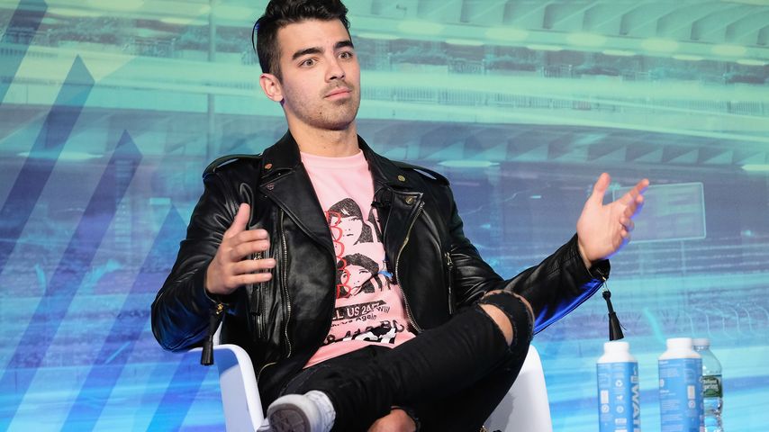 Hot! Joe Jonas macht's mit Burger-Model Charlotte McKinney