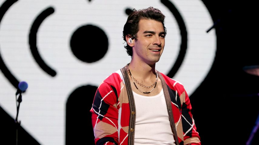Joe Jonas bei der Jonas-Brothers-Performance beim Jingle Ball in Washington, Dezember 2021