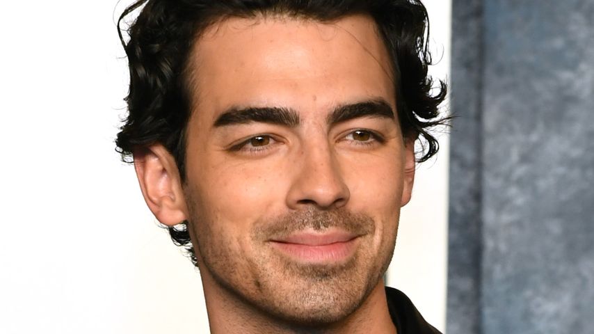 Joe Jonas, Sänger