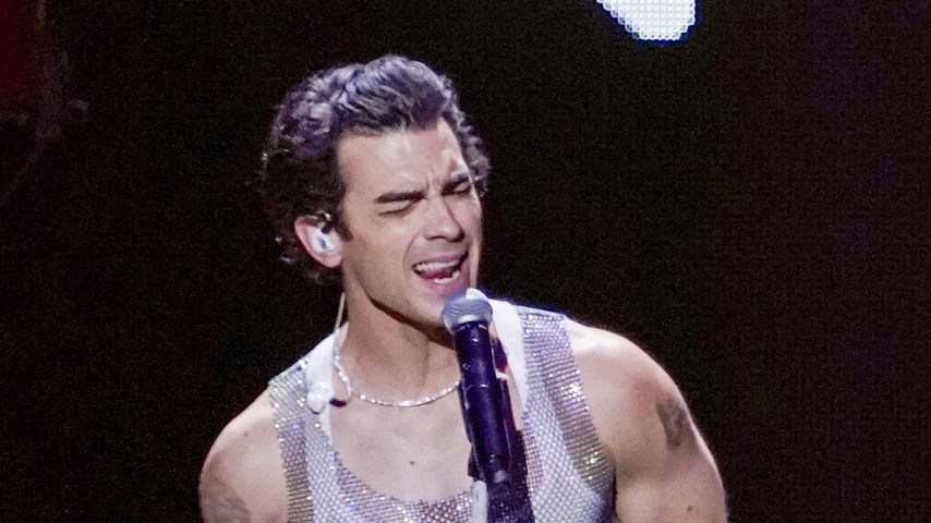 Klares Statement zur Scheidung? Joe Jonas teilt dieses Bild!