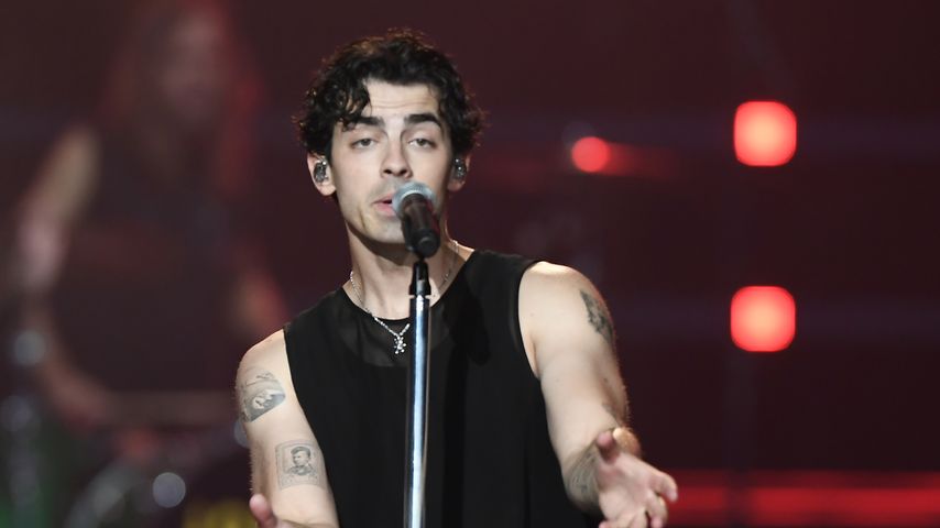 Joe Jonas, Sänger