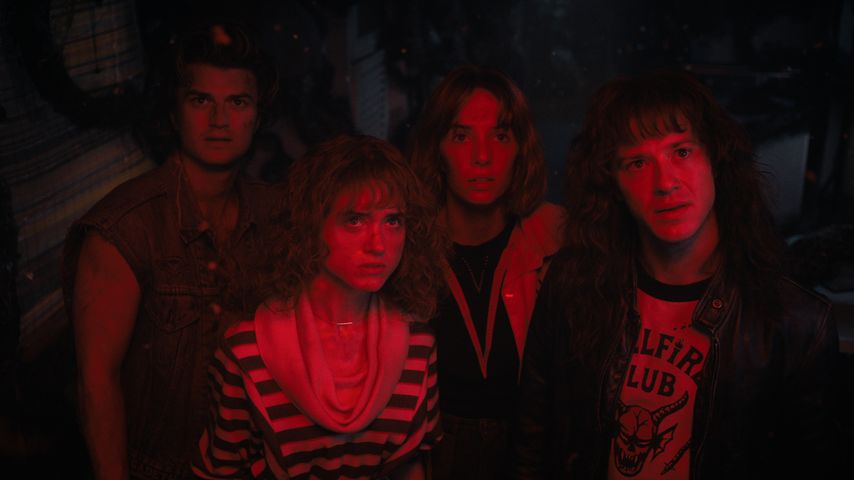 Joe Keery, Natalia Dyer, Maya Hawke und Joseph Quinn in "Stranger Things 4"