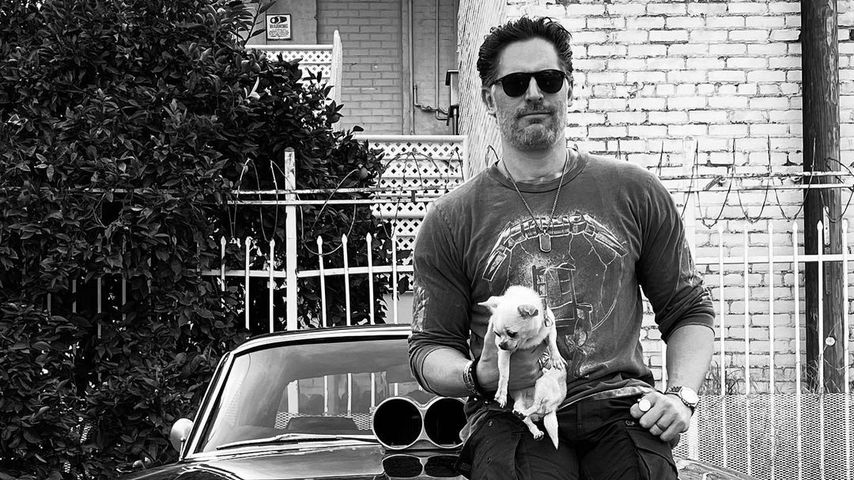 Joe Manganiello mit seinem Vierbeiner Bubbles im Dezember 2022