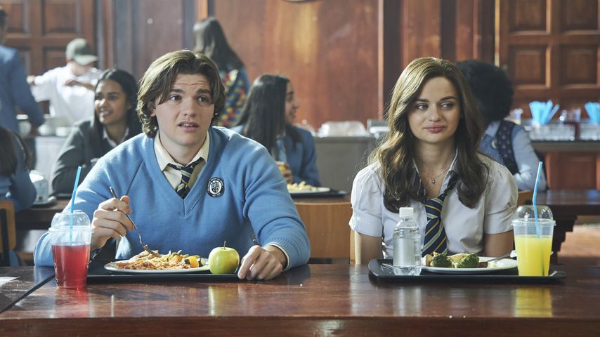 Joel Courtney und Joey King in "The Kissing Booth 2"