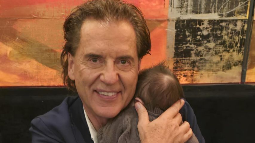 Jörg Dahlmann mit Maurice Dziwaks Baby
