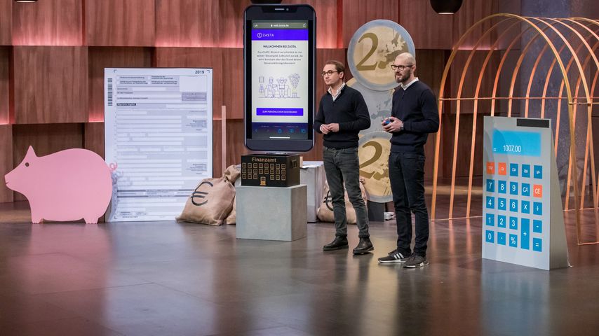Jörg Südkamp und Dr. Michael Potstada von Zasta in "Die Höhle der Löwen"