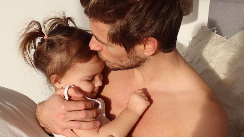 Jörn Schlönvoigt teilt süßes Kuschel-Foto mit Tochter Delia!