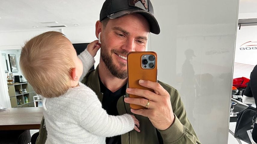 Johannes Haller mit seiner Tochter Hailey-Su