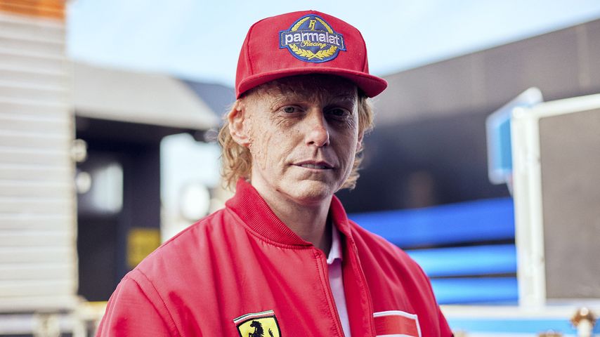 Johannes Heinrichs wird in neuer Serie "Senna" zu Niki Lauda