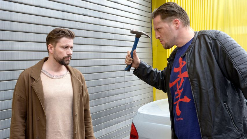 John (Felix von Jascheroff, l.) und Torben Kunze (Manuel Schakanowski) bei GZSZ