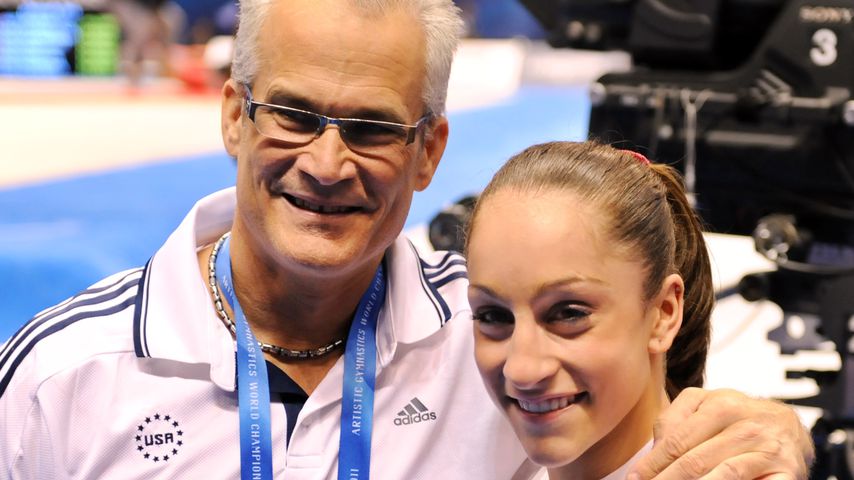 John Geddert und Jordyn Wieber im Oktober 2011 in Tokyo