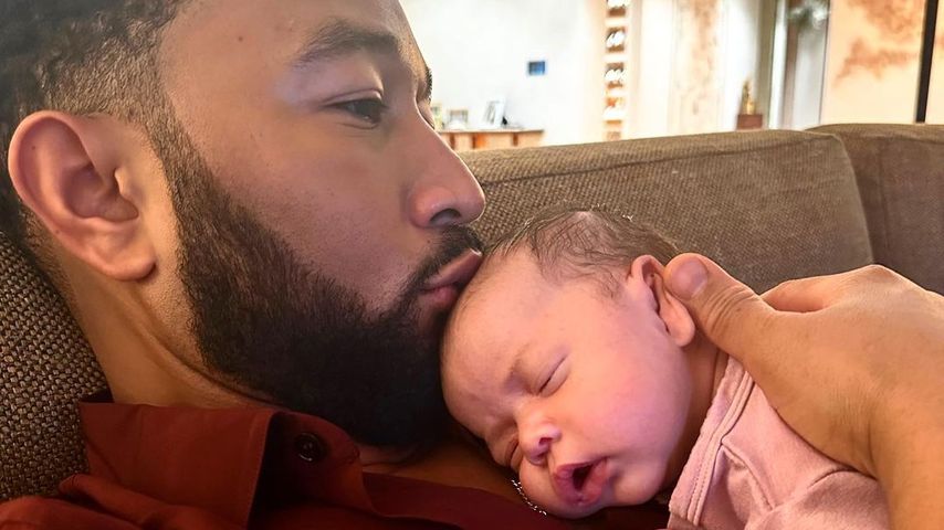 John Legend mit Baby Esti im Februar 2023