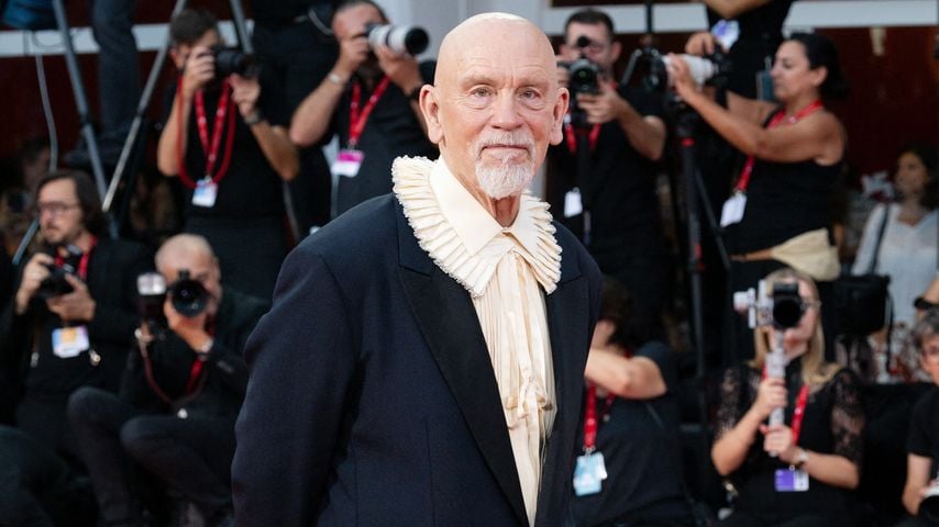 John Malkovich auf dem Roten Teppich bei den Filmfestspielen von Venedig 2026