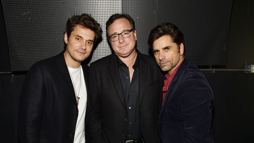 John Mayer, Bob Saget und John Stamos bei einer Gala 2018