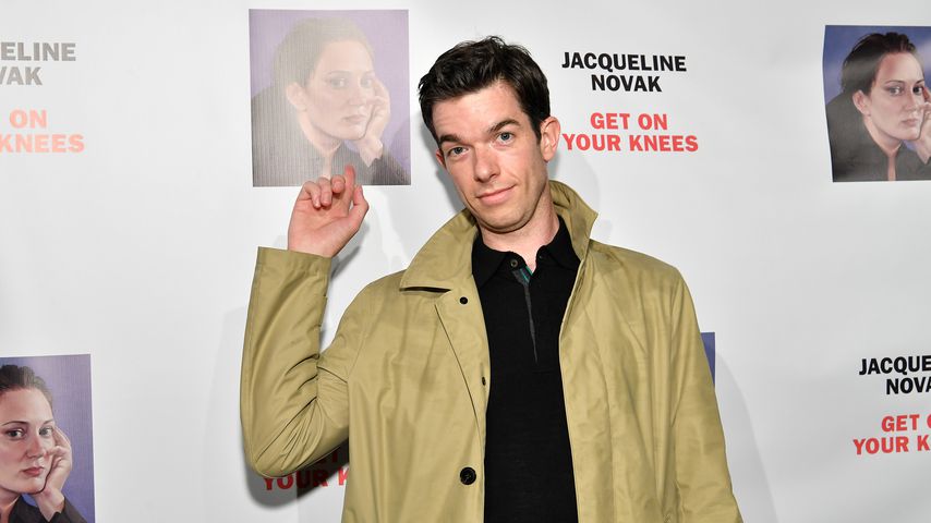 John Mulaney, Komiker