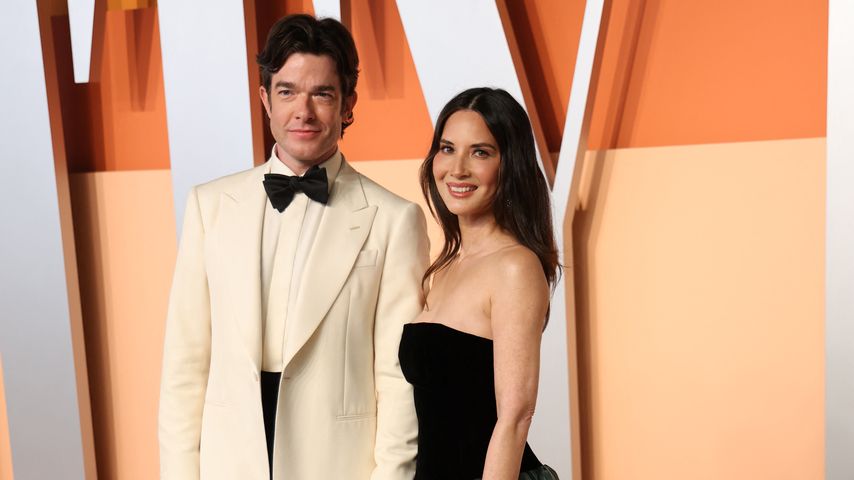 John Mulaney and Olivia Munn bei der Vanity-Fair-Oscar-Party 2025
