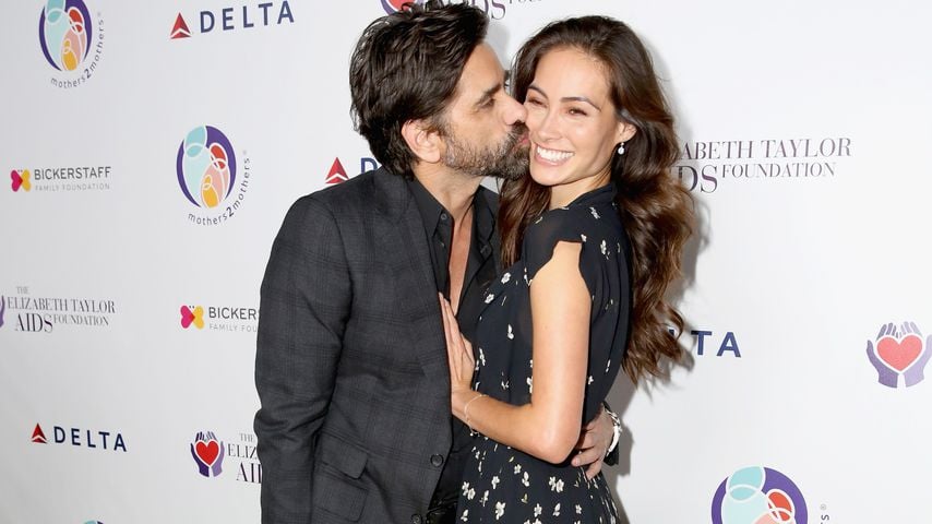 John Stamos und Caitlin McHugh bei einem Benefiz Dinner in Bevely Hills