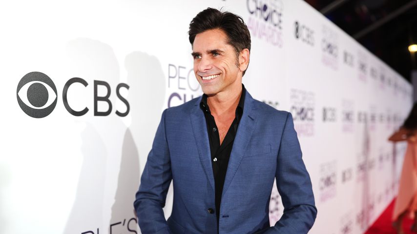 Ratsch! Hier platzt "Fuller House"-Star John Stamos die Hose