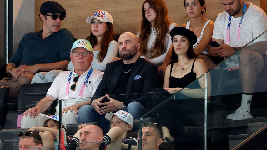 Bild: John Travolta und seine Tochter Ella Bleu im August 2024