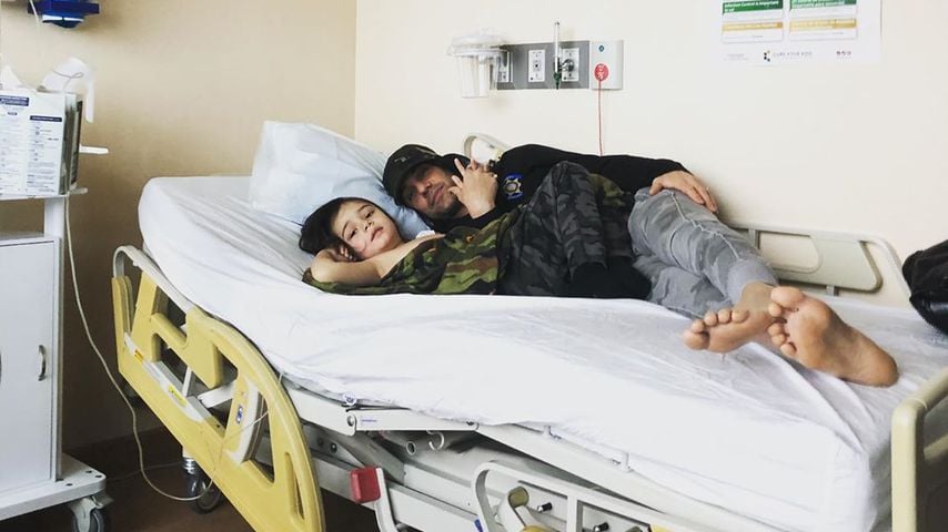 Magier Criss Angel mit Sohn (5) nach Weihnachten bei Chemo